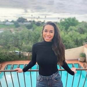 Meet your Posher, Charisse